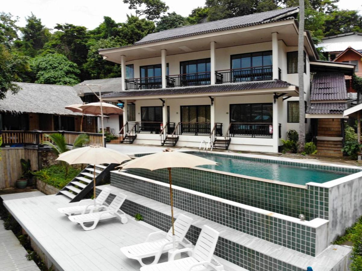 Хостел Chunut House *